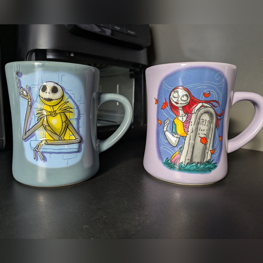 TNBC THE NIGHTMARE BEFORE CHRISTMAS MUG SET JACK AND SALLY